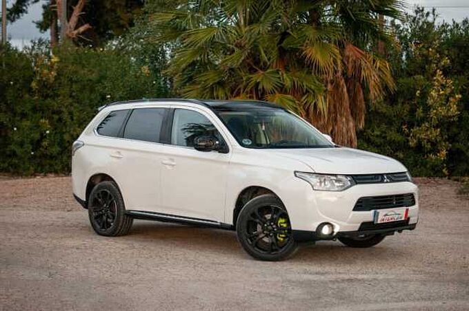 Mitsubishi Outlander Diesel 220DI-D Motion 4WD