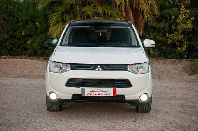 Mitsubishi Outlander Diesel 220DI-D Motion 4WD