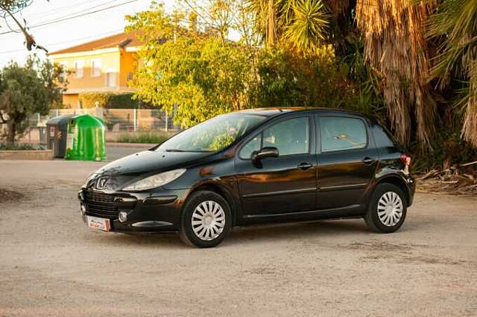 Peugeot 307 1.6 HDI 110 X-LINE