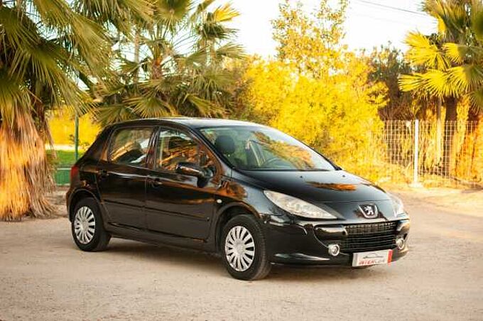 Peugeot 307 1.6 HDI 110 X-LINE