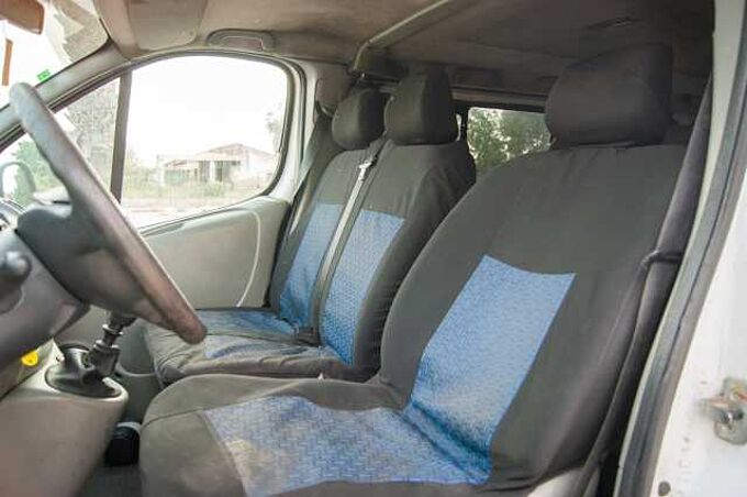 Renault Trafic ES - Com4 2,0 dCi 115 EU4, L2H1 2,9t 8/9-Sitzer, 2006 - 2011