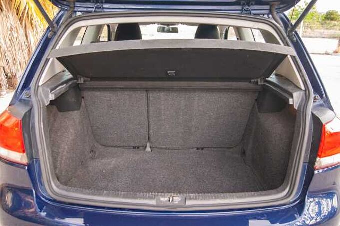 Volkswagen Golf ES - Ber3 1.6 TDI DPF, Advance, 2009 - 2010