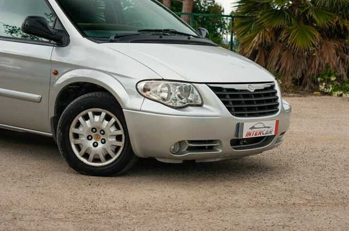 Chrysler 2.5 CRD 140 SE 2.5 CRD 140 SE