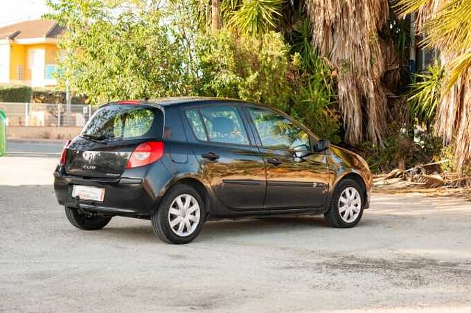 Renault Clio ES - Ber5 1.5 dCi 85 EU4, Pack Authentique, 2005 - 2006