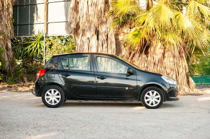 Renault Clio ES - Ber5 1.5 dCi 85 EU4, Pack Authentique, 2005 - 2006