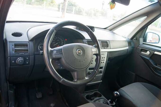 Opel 1.7 cdti 100 enjoy