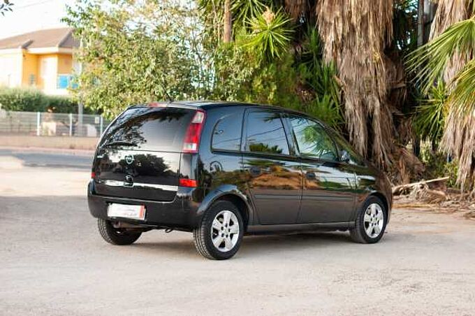 Opel 1.7 cdti 100 enjoy