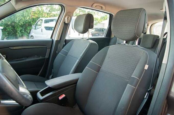 Renault Scenic ES - Mon5 1.5 dCi 105 EU4, Dynamique, 2009 - 2011