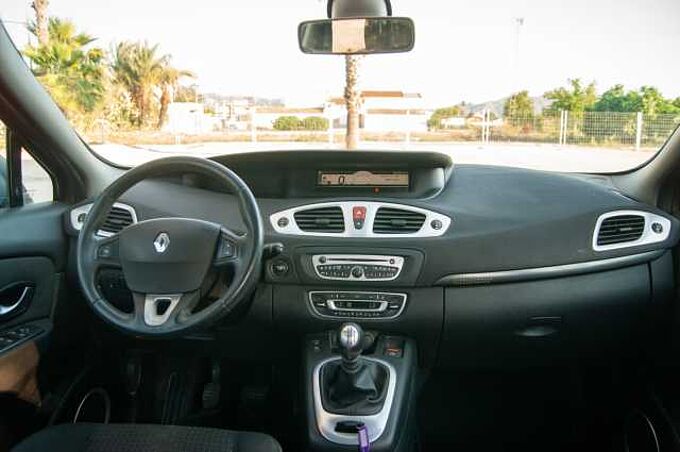 Renault Scenic ES - Mon5 1.5 dCi 105 EU4, Dynamique, 2009 - 2011