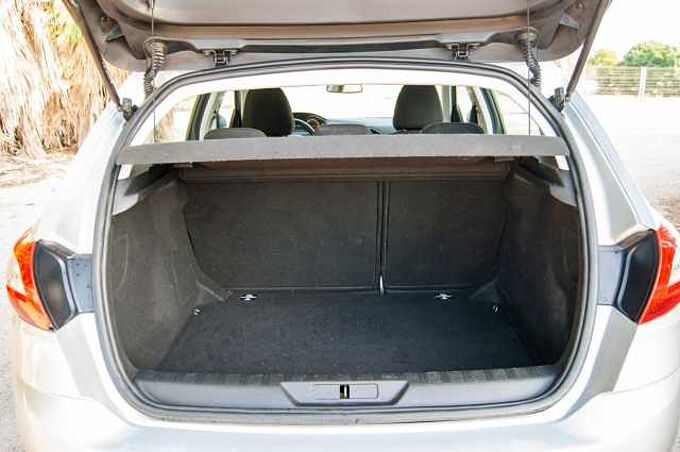 Peugeot 308 ES - Ber5 1.2 e-THP/PureTech 130 EU6, Active, 2014 - 2016