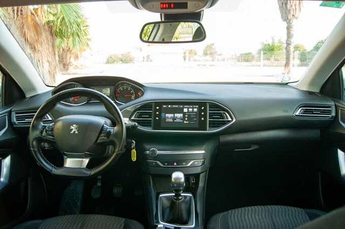 Peugeot 308 ES - Ber5 1.2 e-THP/PureTech 130 EU6, Active, 2014 - 2016