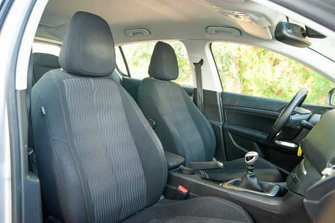 Peugeot 308 ES - Ber5 1.2 e-THP/PureTech 130 EU6, Active, 2014 - 2016