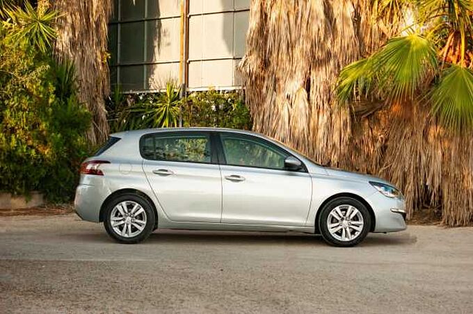 Peugeot 308 ES - Ber5 1.2 e-THP/PureTech 130 EU6, Active, 2014 - 2016