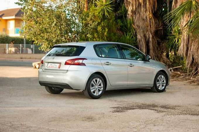 Peugeot 308 ES - Ber5 1.2 e-THP/PureTech 130 EU6, Active, 2014 - 2016