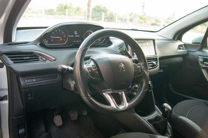 Peugeot 208 ES - Ber5 1.2 12V VTi/PureTech 82 EU5, Access, 2012 - 2015