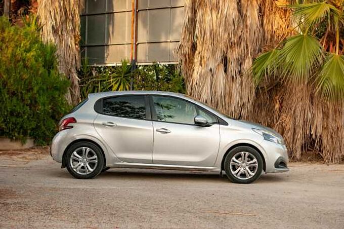 Peugeot 208 ES - Ber5 1.2 12V VTi/PureTech 82 EU5, Access, 2012 - 2015