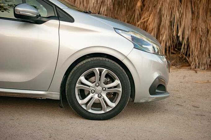 Peugeot 208 ES - Ber5 1.2 12V VTi/PureTech 82 EU5, Access, 2012 - 2015