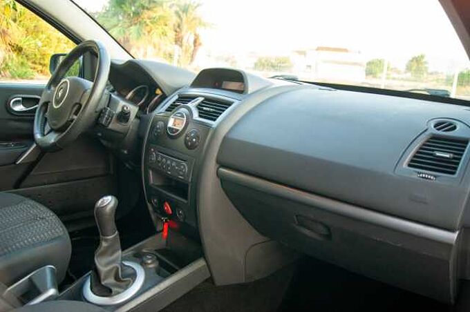 Renault Megane ES - Ber5 1.5 dCi EU4, C. Dynamique, (Facelift) 2006 - 2009