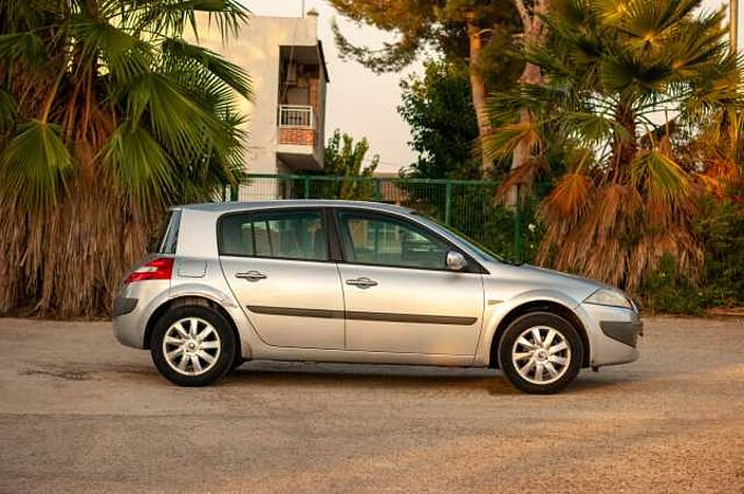 Renault Megane ES - Ber5 1.5 dCi EU4, C. Dynamique, (Facelift) 2006 - 2009