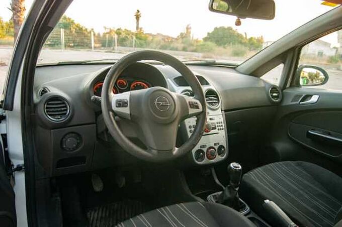 Opel Corsa ES - Ber3 1.4, CMon, 2008 - 2010