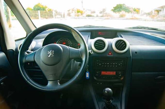 Peugeot 1007 ES - Ber3 1.4 HDi 70, Dolce, 2005 - 2007