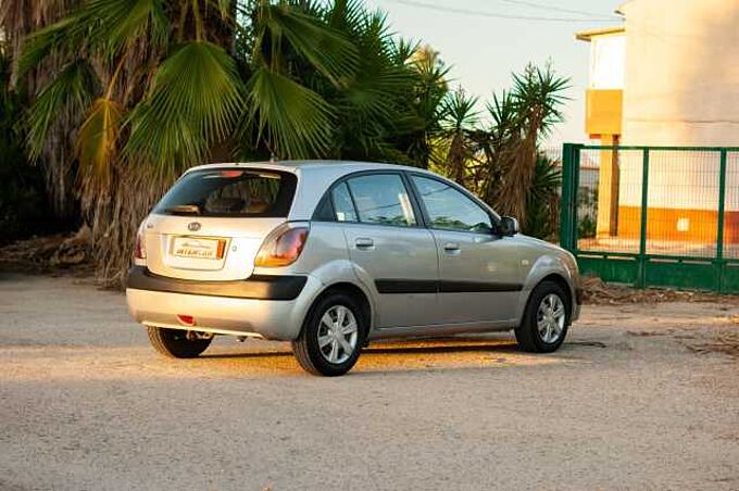 Kia Rio ES - Ber5 1.4, EX1, 2005 - 2007