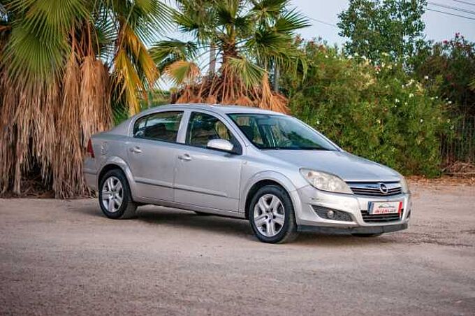 Opel Astra ES - Ber4 1.7 CDTi 100, Energy, (Facelift) 2008 - 2009
