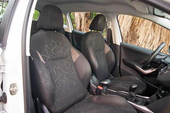Peugeot 2008 ES - SUV5 1.2 PureTech 110 EU6, Active S&S, 2015 - 2016