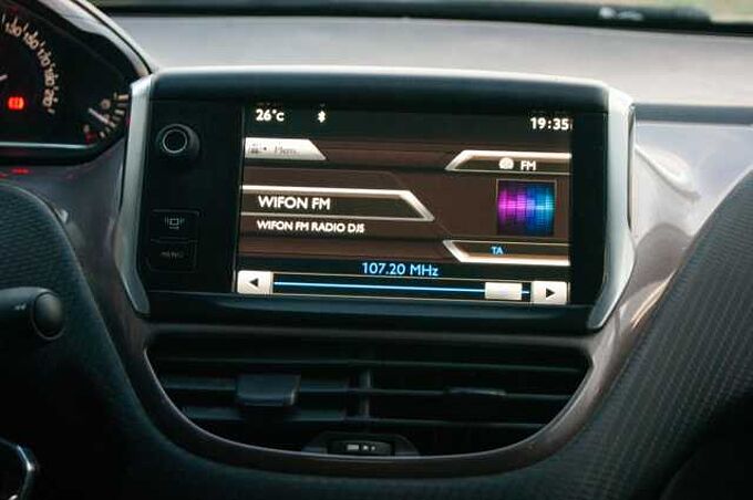 Peugeot 2008 ES - SUV5 1.2 PureTech 110 EU6, Active S&S, 2015 - 2016
