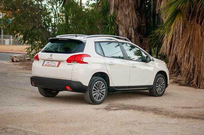 Peugeot 2008 ES - SUV5 1.2 PureTech 110 EU6, Active S&S, 2015 - 2016