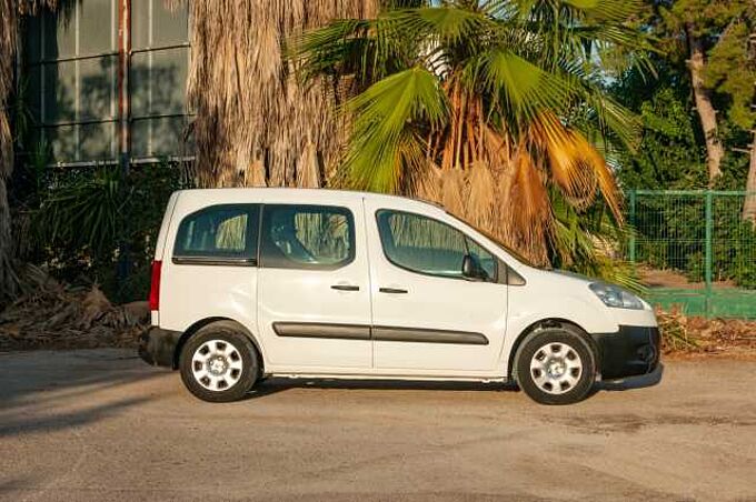 Peugeot Partner ES - Mon4 1.6 HDi FAP 75 EU5, Access, (Facelift 2) 2015 - 2017