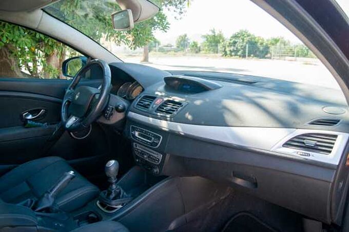 Renault Megane ES - Cp3 1.5 dCi 105 EU4, Dynamique, 2009 - 2011