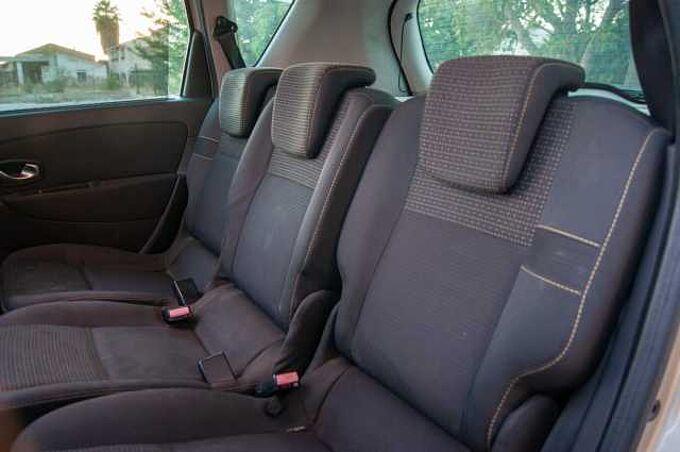 Renault Scenic ES - Mon5 1.5 dCi 105, Family Edition, 2010 - 2011