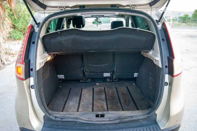 Renault Scenic ES - Mon5 1.5 dCi 105, Family Edition, 2010 - 2011