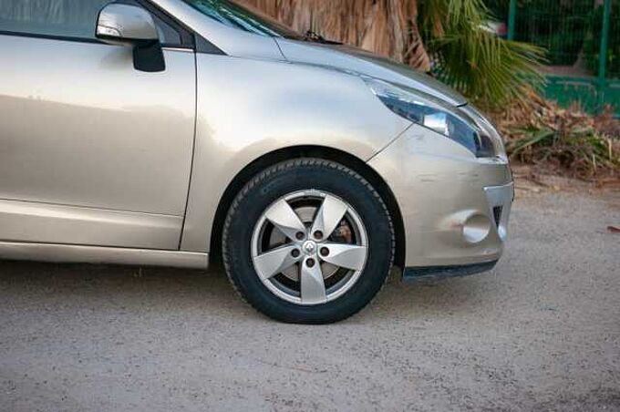 Renault Scenic ES - Mon5 1.5 dCi 105, Family Edition, 2010 - 2011