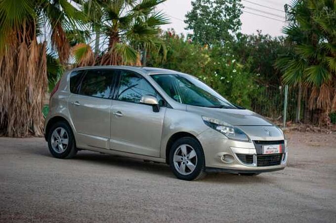 Renault Scenic ES - Mon5 1.5 dCi 105, Family Edition, 2010 - 2011