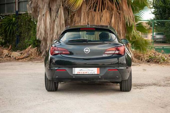 Opel Astra 1.6 CDTI 135 SPORTIVE