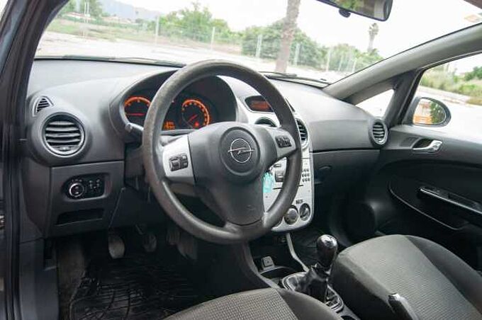 Opel Corsa 1.3 75 ecoflex expression