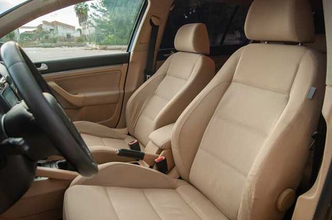 Volkswagen Golf 2.0 tdi 140 highline