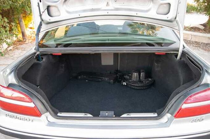 Peugeot 406 2.0 hdi 109