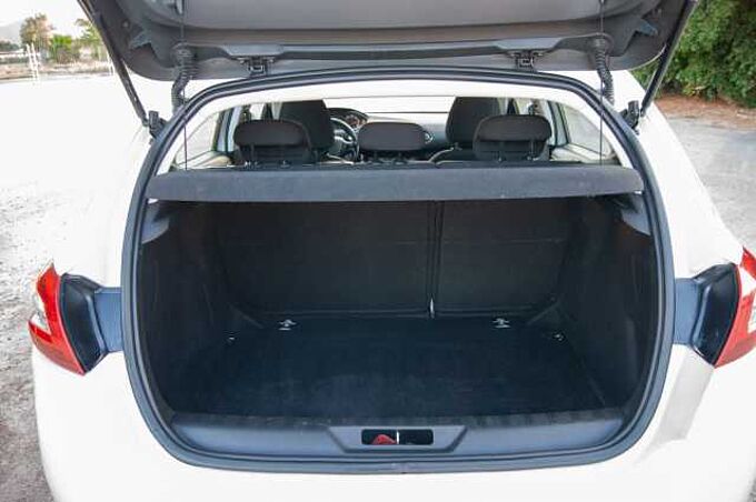 Peugeot 308 1.6 BLUEHDI 100 ACCESS