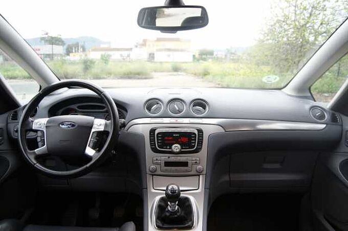 Ford S-Max 2.5 Titanium Titanium