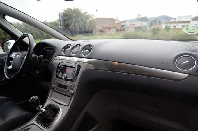 Ford S-Max 2.5 Titanium Titanium