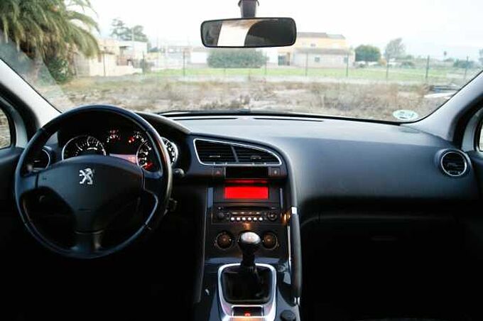 Peugeot 3008 1.6 VTi Access Access