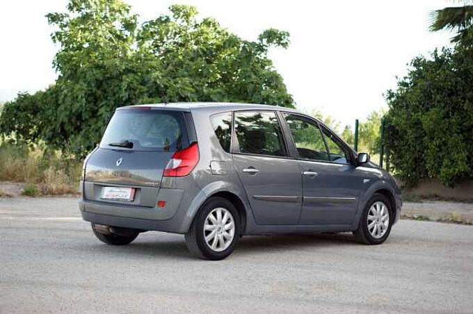 Renault Scénic Diesel 1.9DCI Dynamique