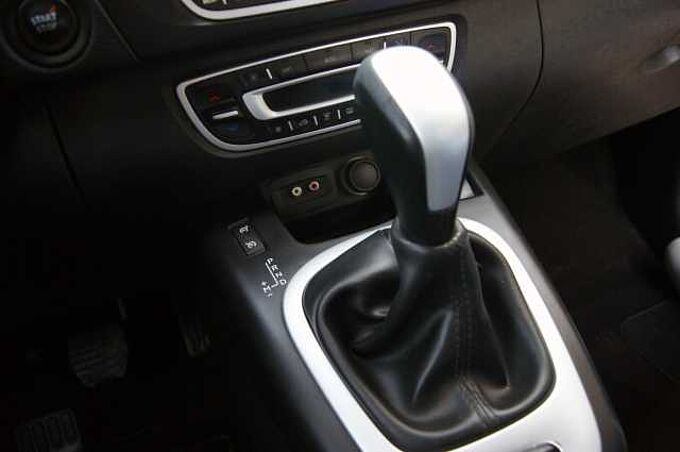 Renault Scénic Diesel 1.5dCi Dynamique EDC Dynamique