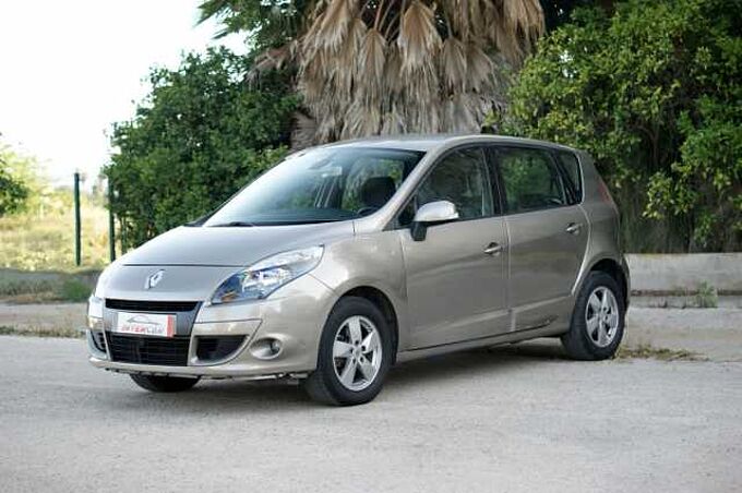 Renault Scénic Diesel 1.5dCi Dynamique EDC Dynamique
