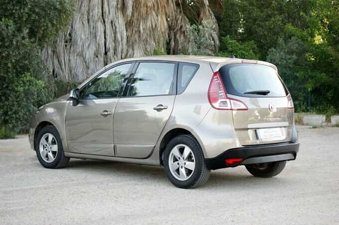 Renault Scénic Diesel 1.5dCi Dynamique EDC Dynamique