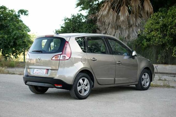 Renault Scénic Diesel 1.5dCi Dynamique EDC Dynamique