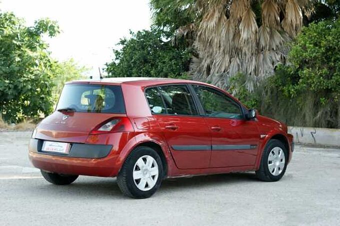 Renault Mégane Diesel 1.9DCi Confort Dynamique Confort Dynamique
